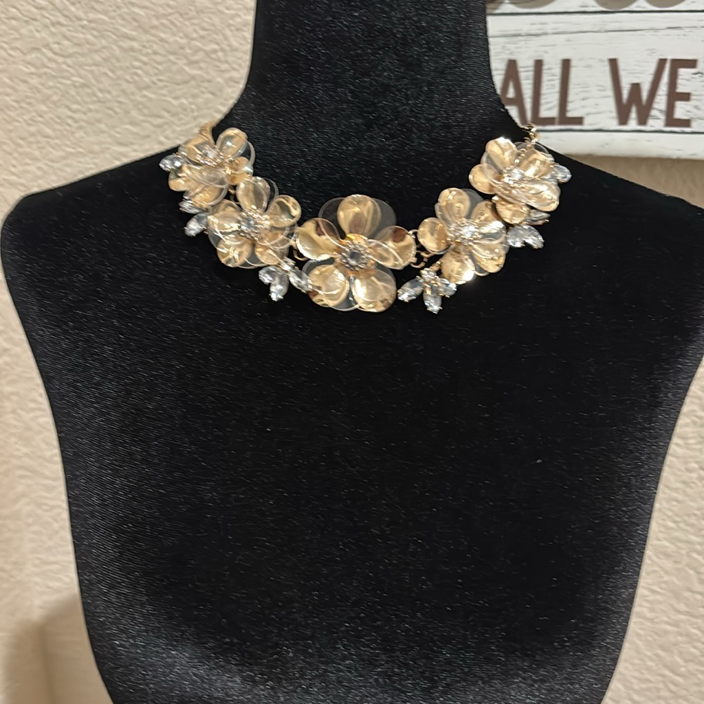 Aldo Gold And Silver Floral Necklace 50$